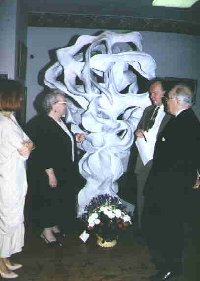 die gr��te Pappmacheskulptur